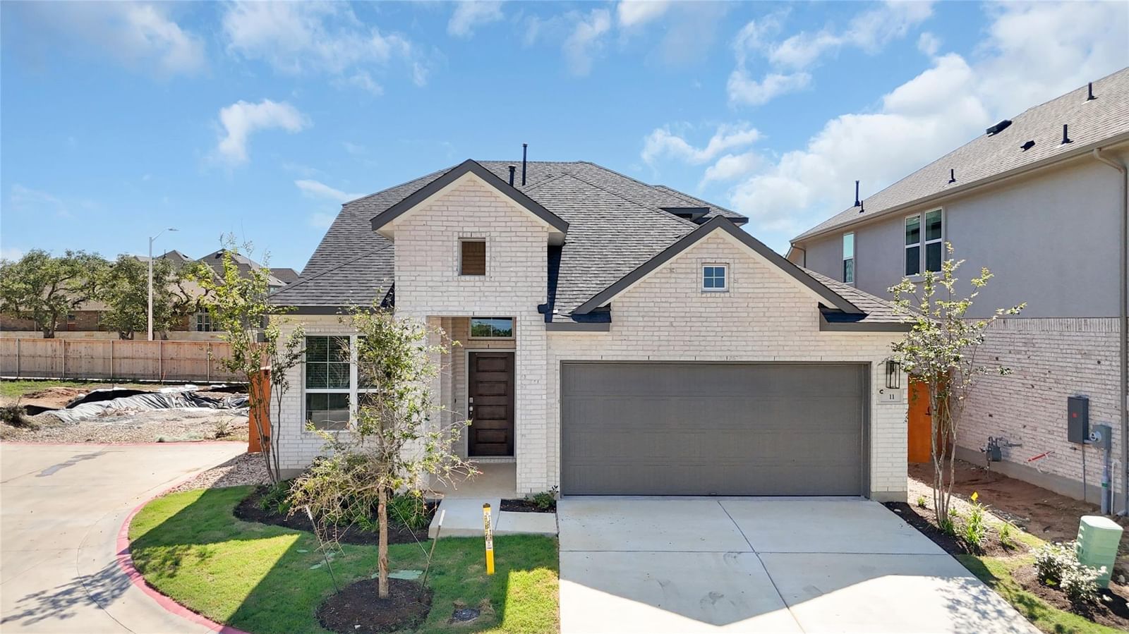 1100 Stonehill DR - Photo 1