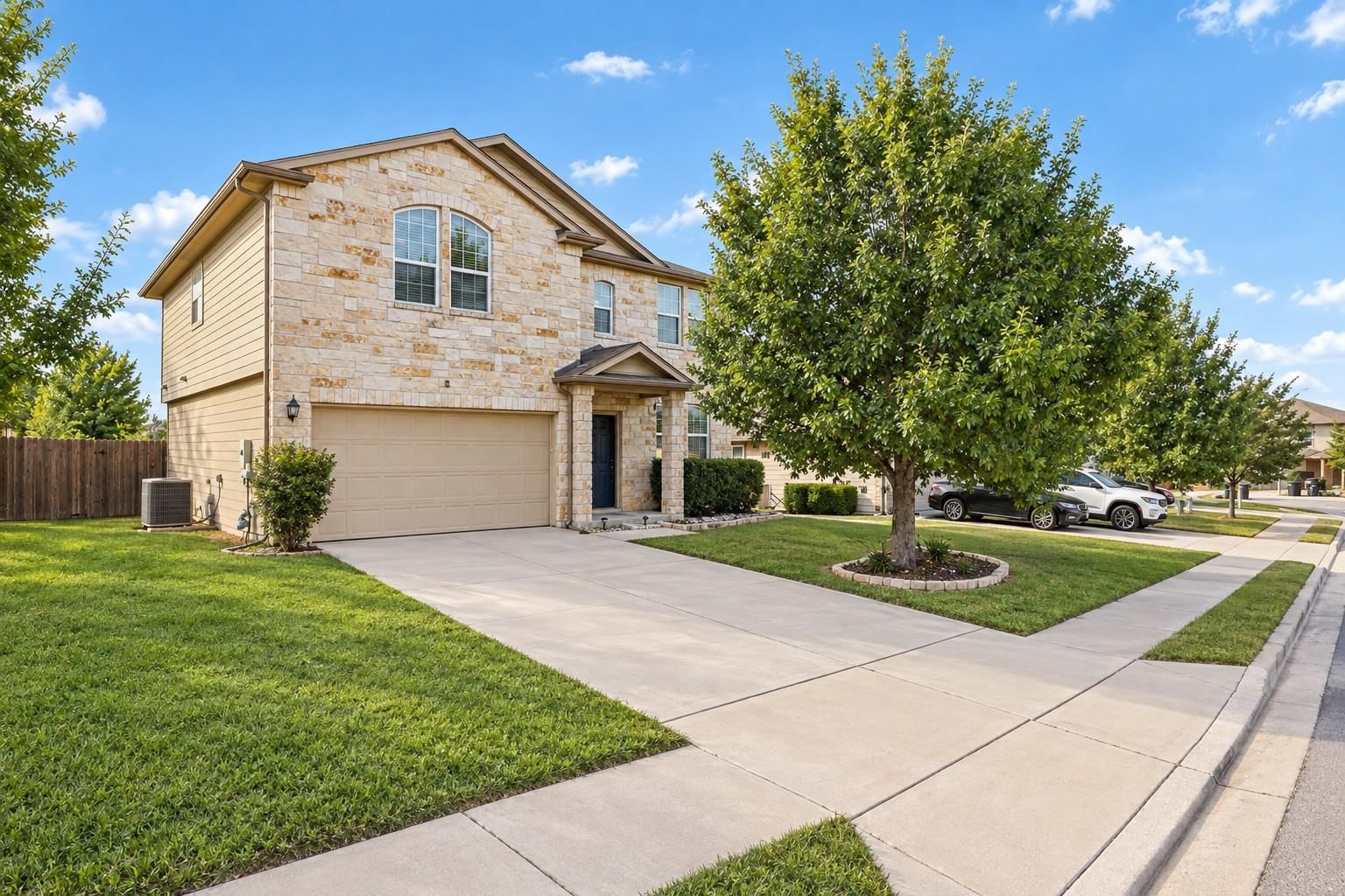 128 Leon River LOOP - Photo 1