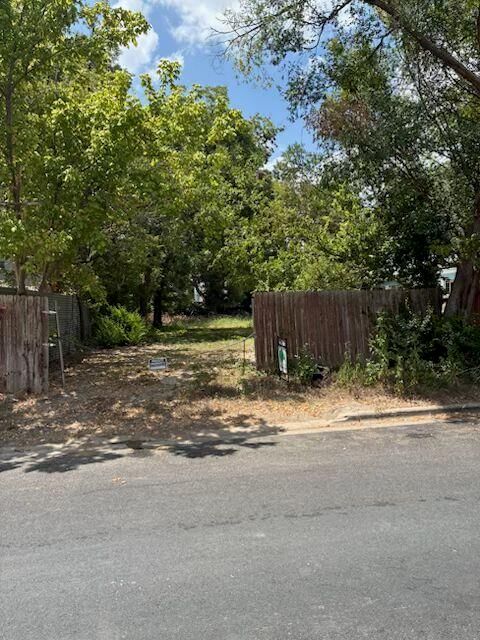 4707 Alf Ave - Photo 1