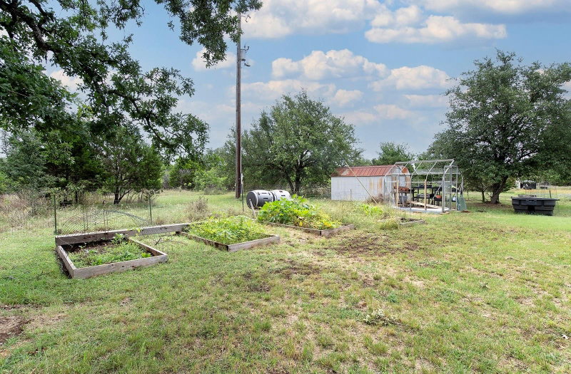 Property photo 33