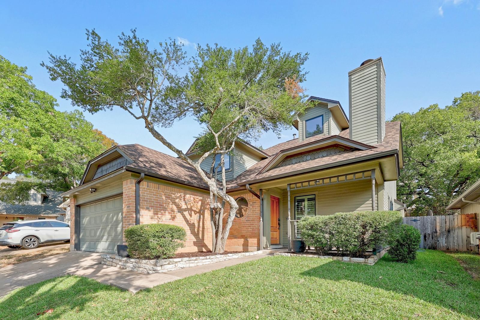 6306 Maury HOLW - Photo 1