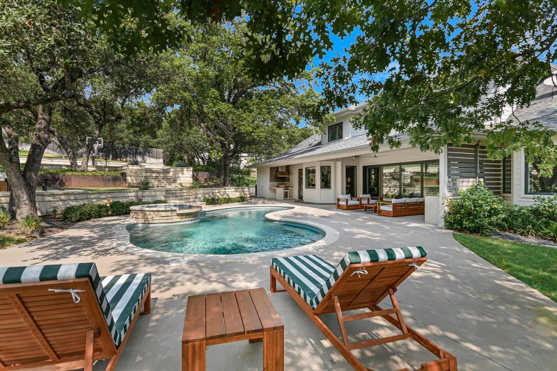 Property photo 35