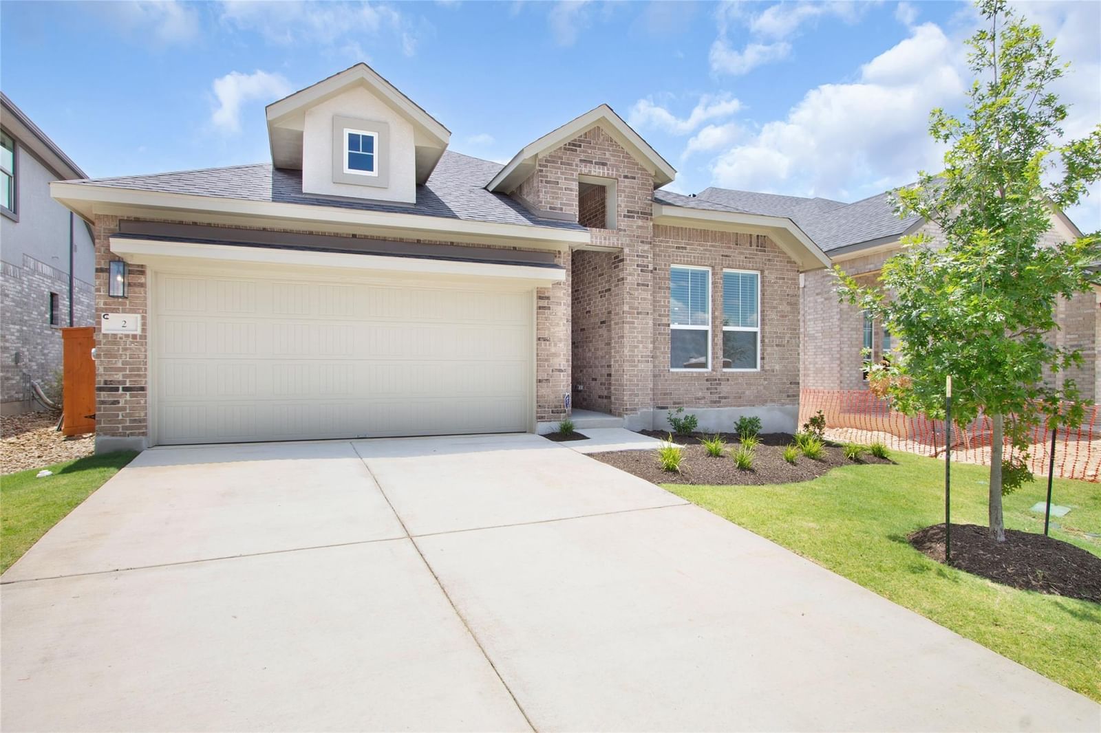 1108 Stonehill DR - Photo 1