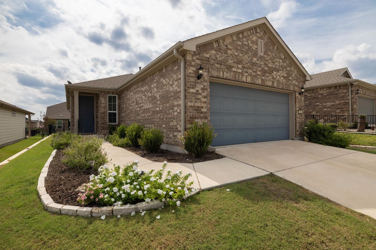 716 Kitty Hawk RD - Photo 1