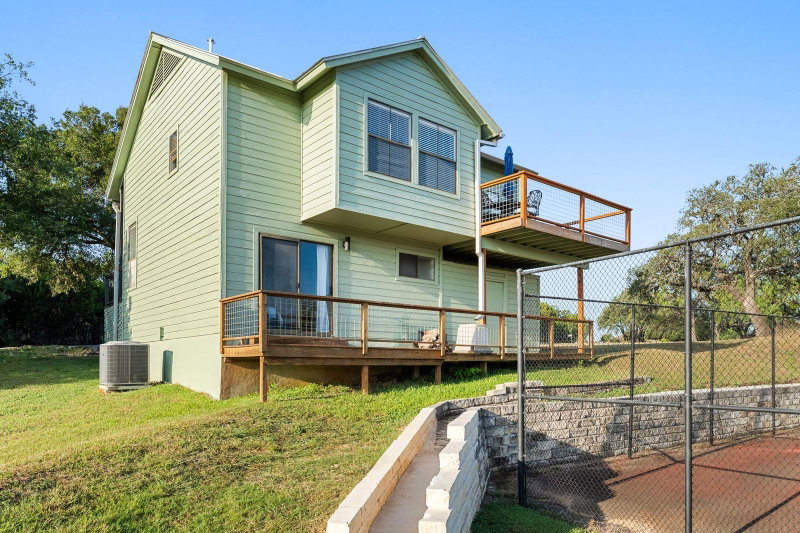 Property photo 28