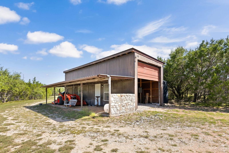 Property photo 8