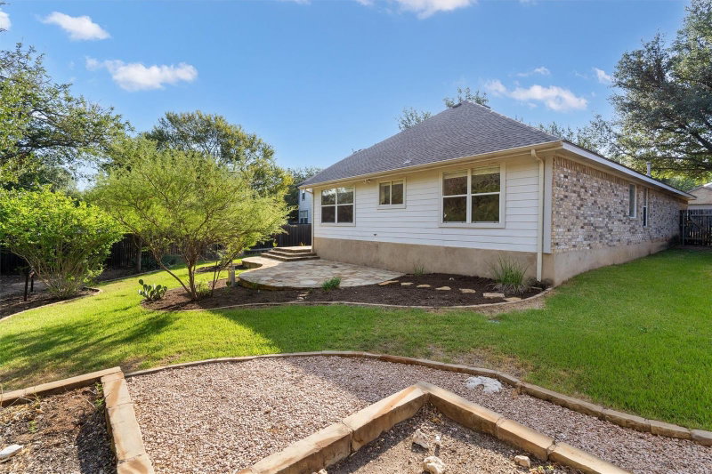 Property photo 32
