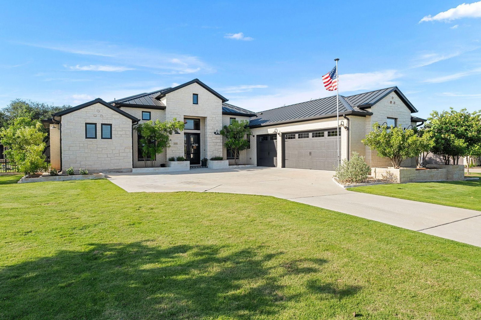 1126 Woodpark LN - Photo 1