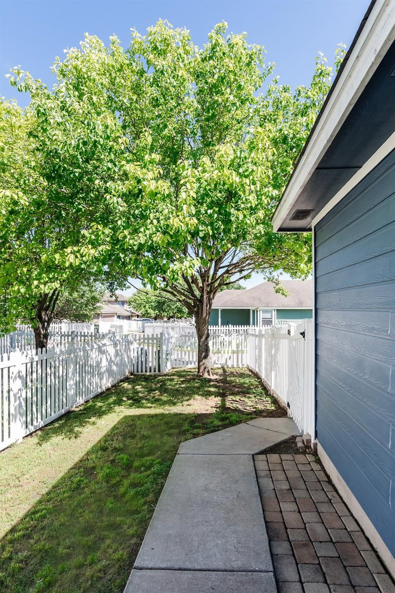 Property photo 34