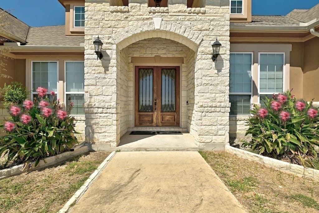 7300 Gilbert RD - Photo 1