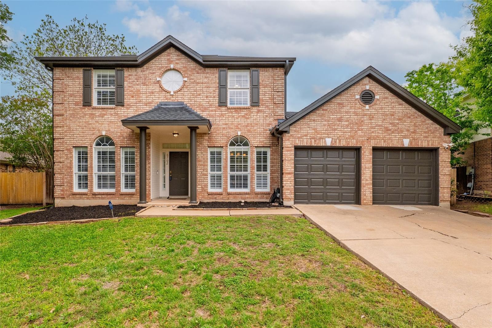 6702 Carisbrooke LN - Photo 1