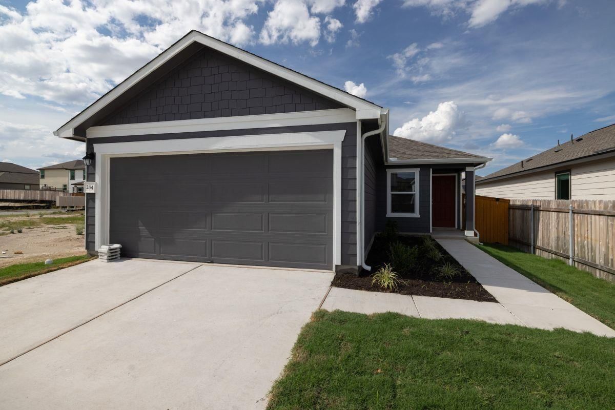 284 Feathers ST - Photo 1