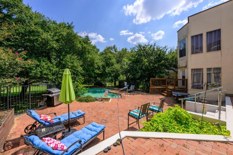 Property photo 31
