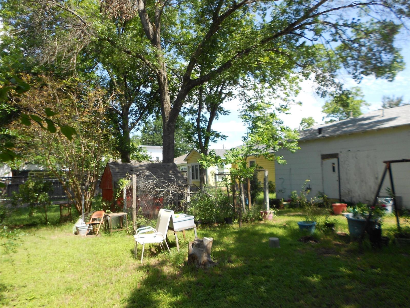 Photo 33