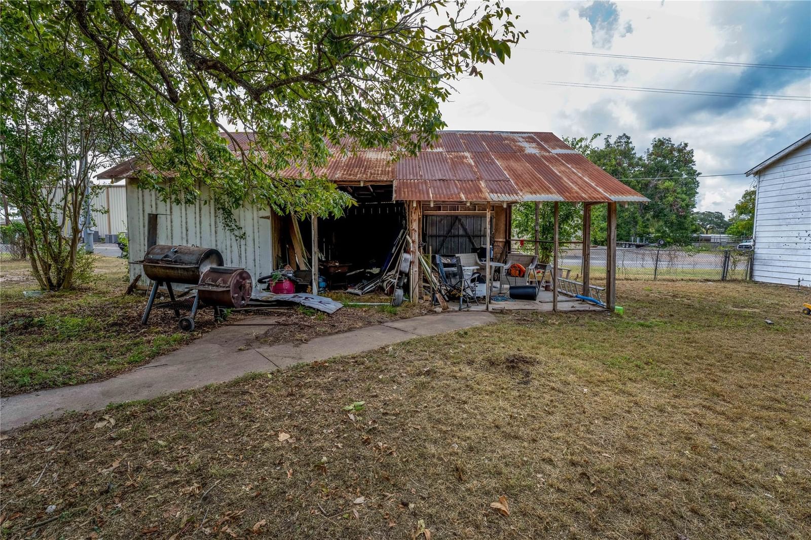 Photo 16