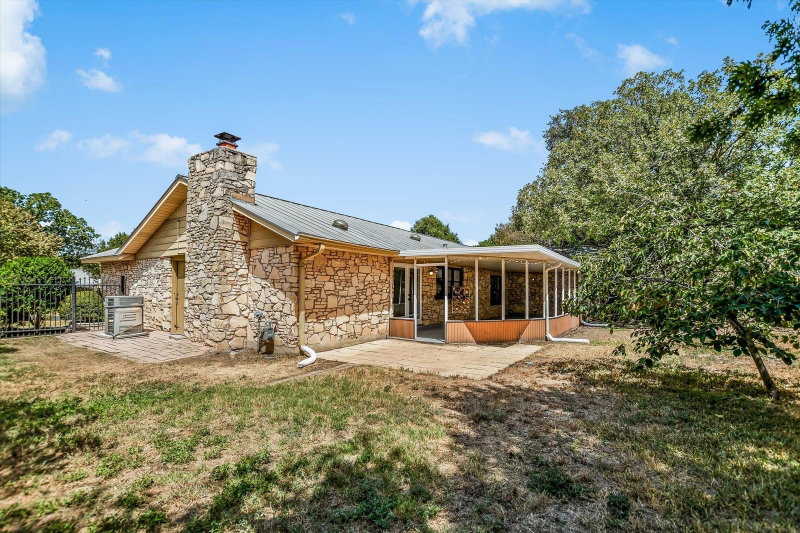 Property photo 35