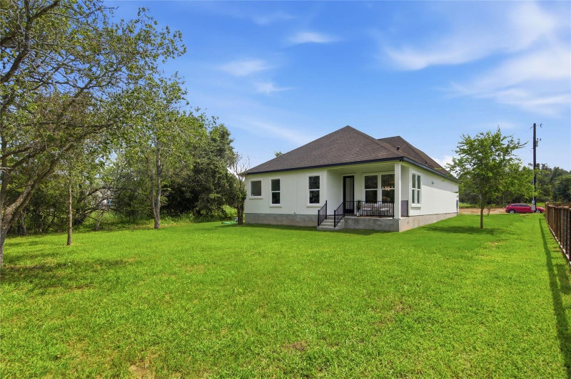 Property photo 35
