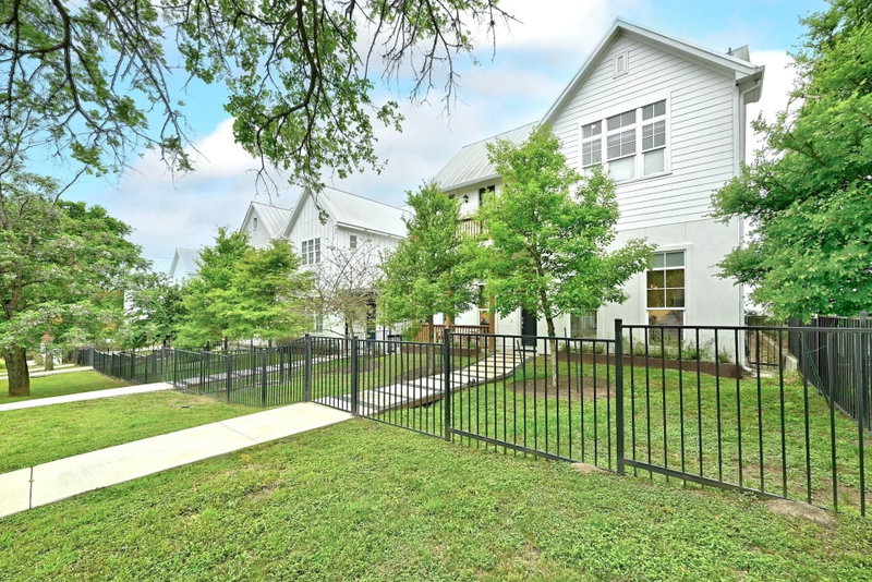 Property photo 32