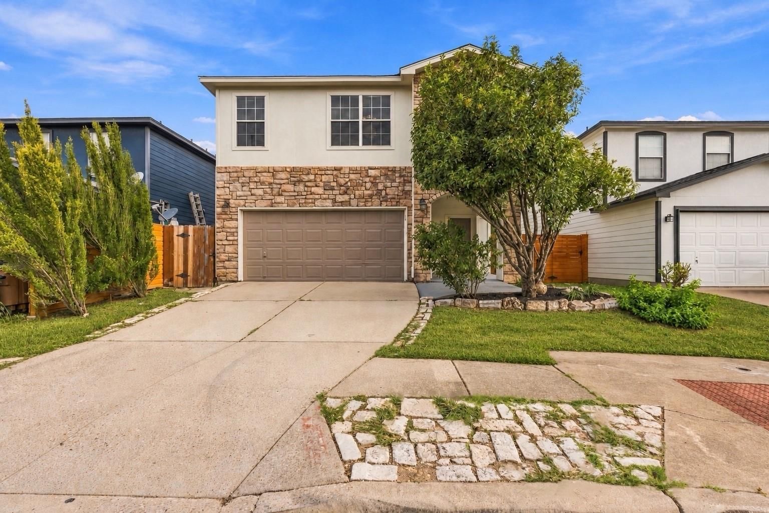 2522 Magin Meadow DR - Photo 1