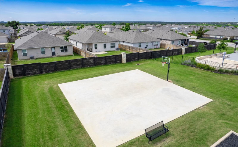 Property photo 33