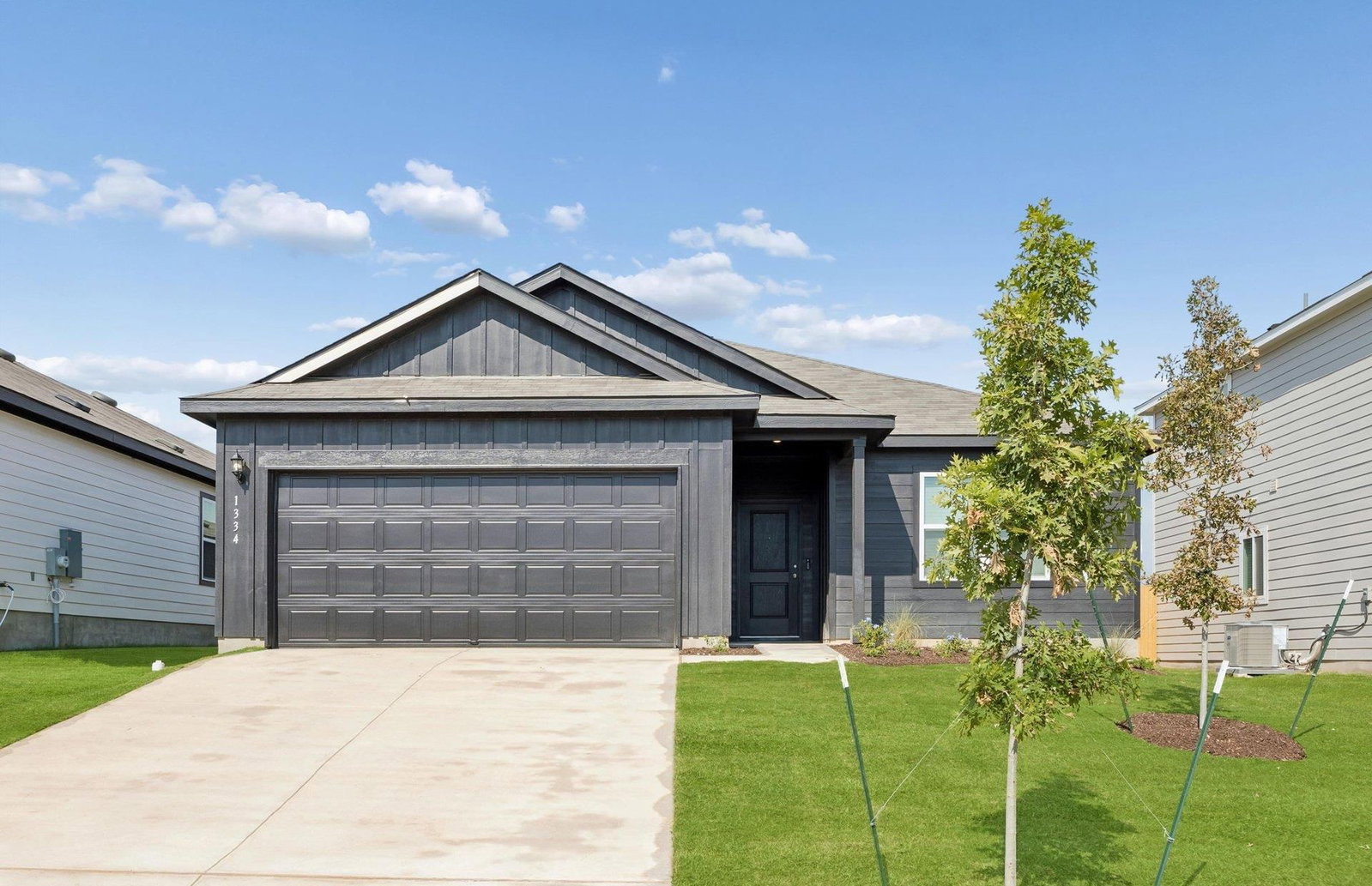 1334 Sky Ridge CT - Photo 1