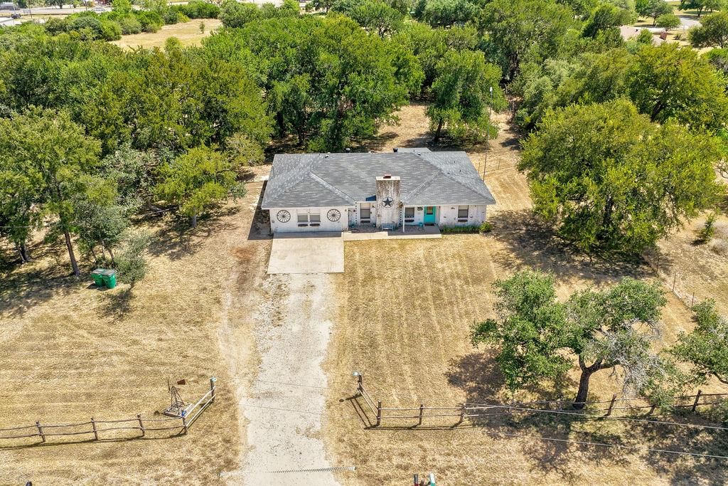 452 County Road 3081 - Photo 1
