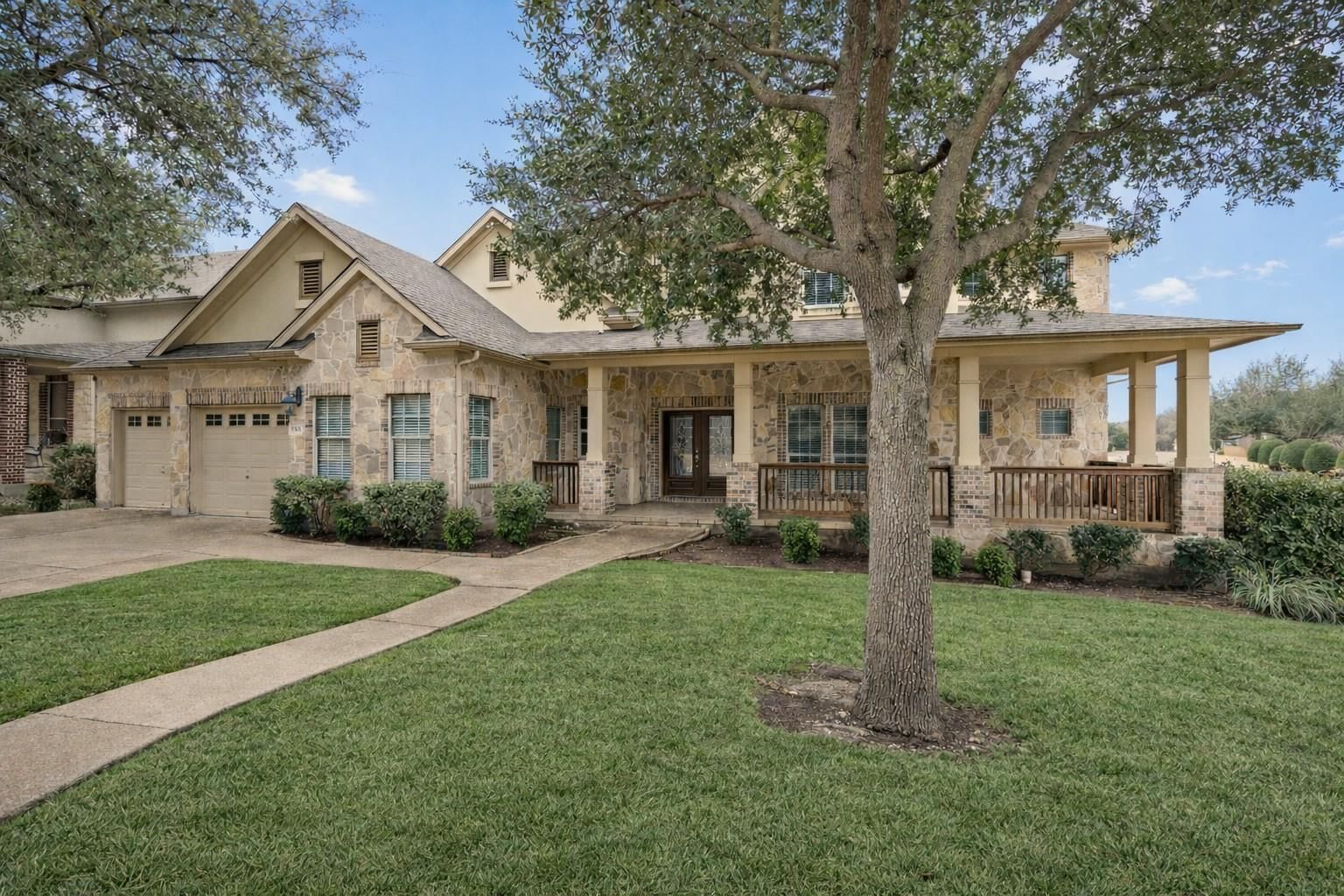 1501 Lake Forest CV - Photo 1