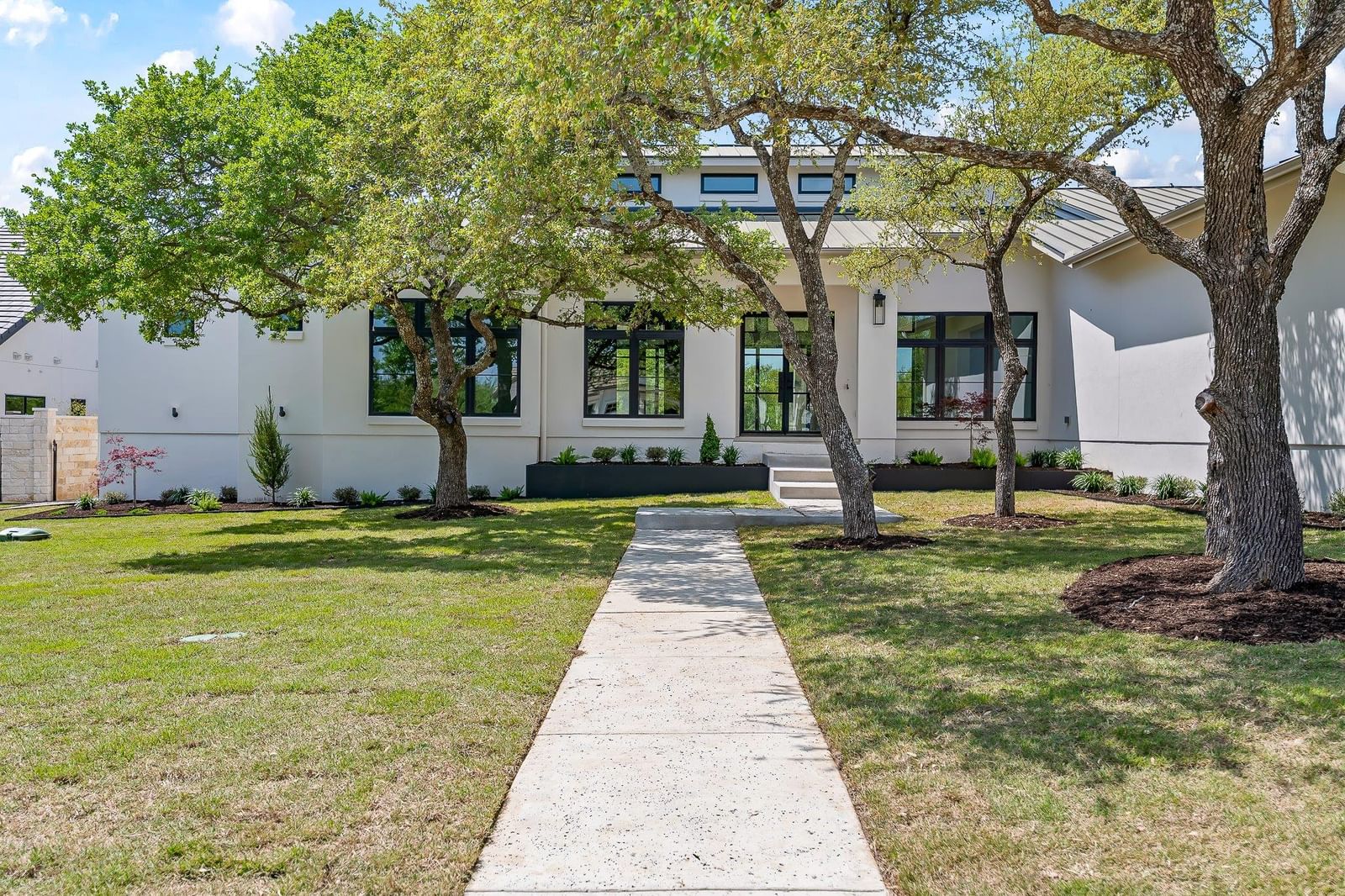 1006 Flint Ridge TRL - Photo 1
