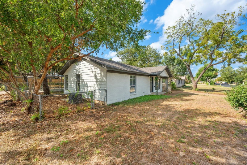 Property photo 33