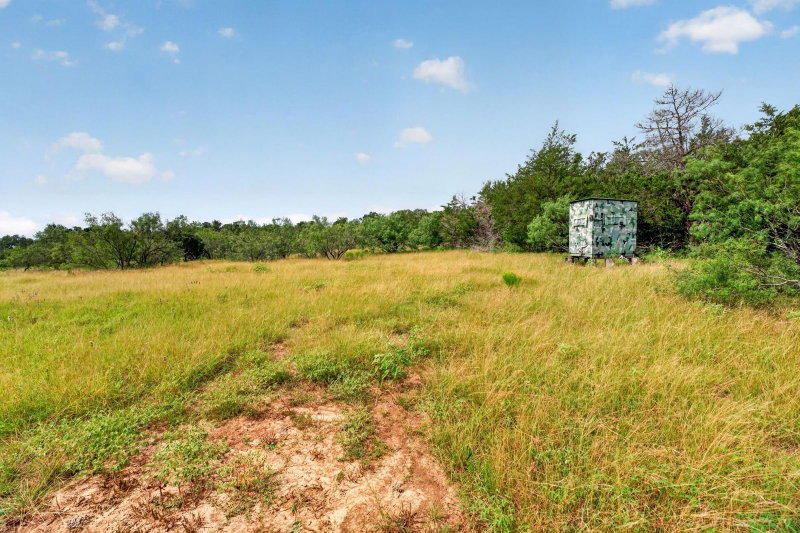 Property photo 35