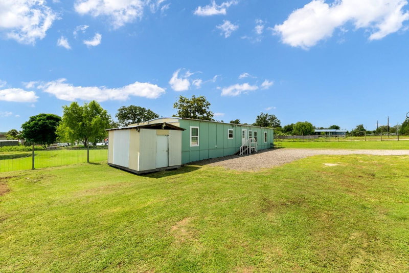 Property photo 33