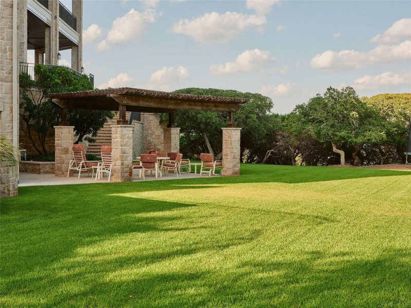 Property photo 31