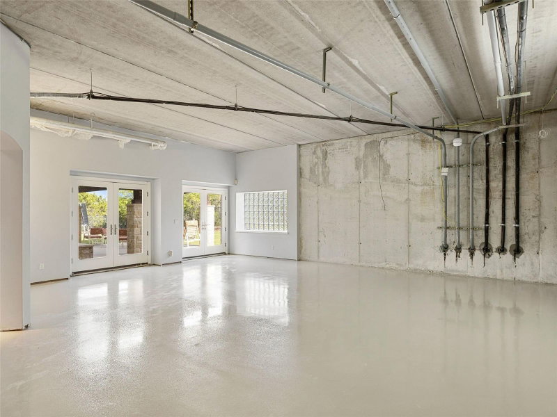 Property photo 34