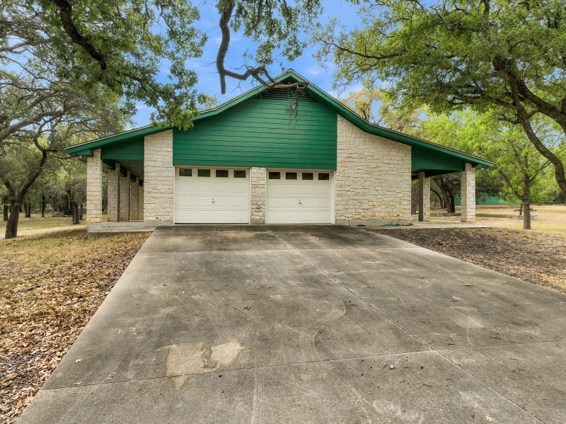 Property photo 31