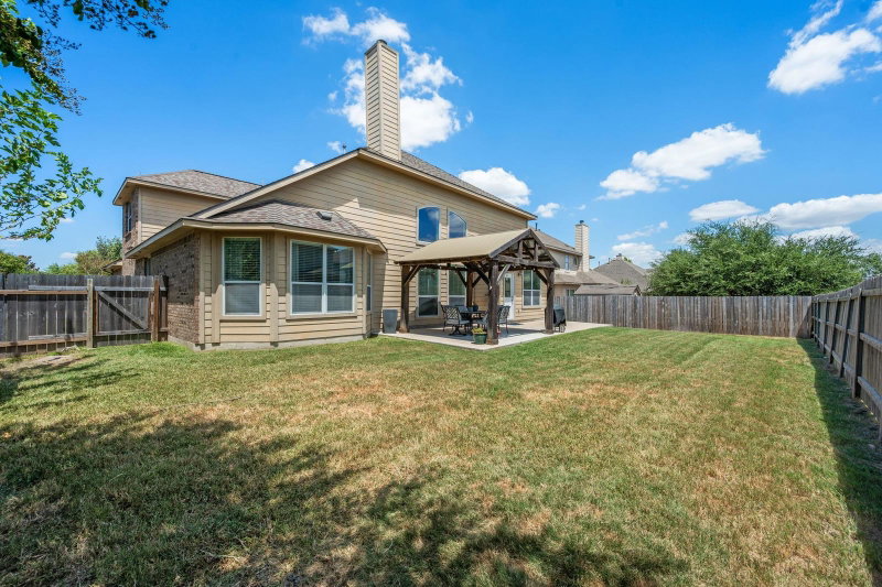 Property photo 32