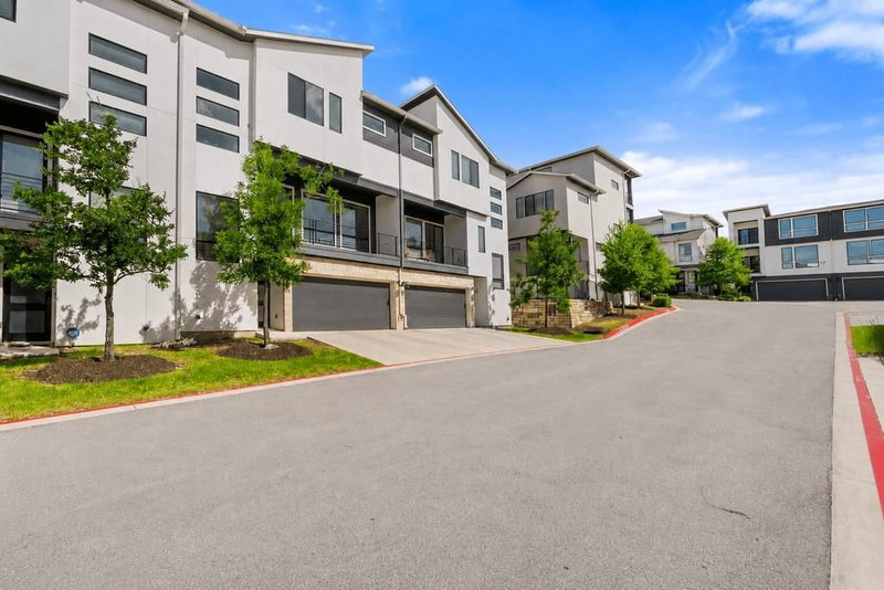 Property photo 33