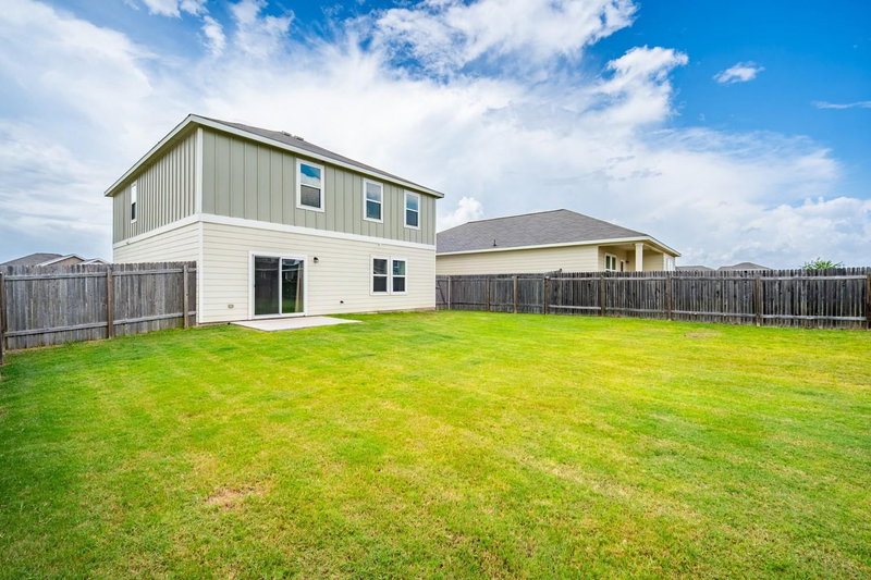 Property photo 35