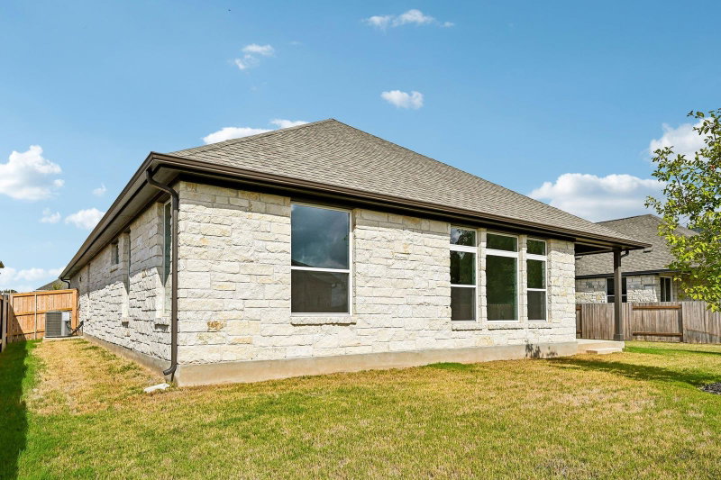 Property photo 32