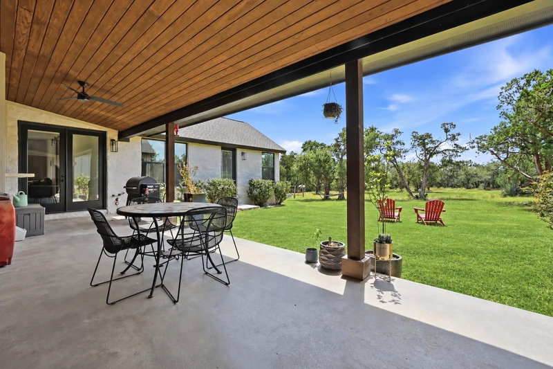 Property photo 32