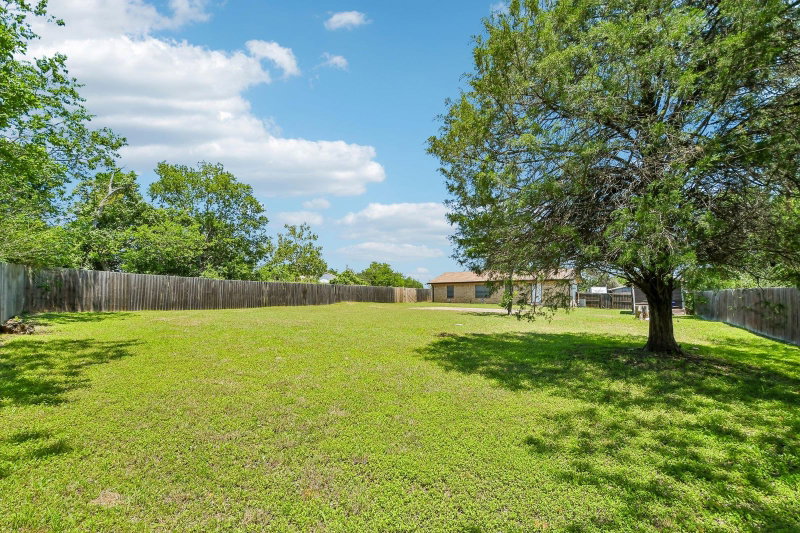 Property photo 32