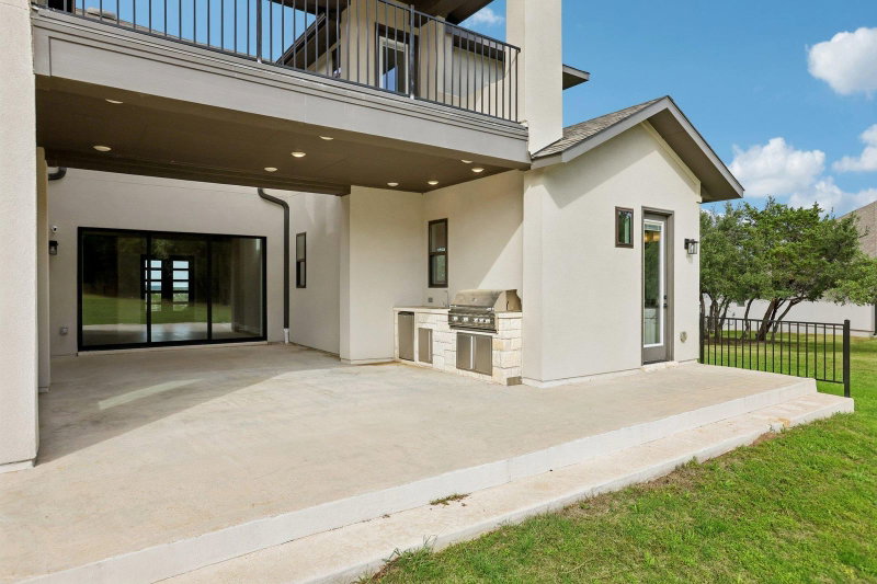 Property photo 30