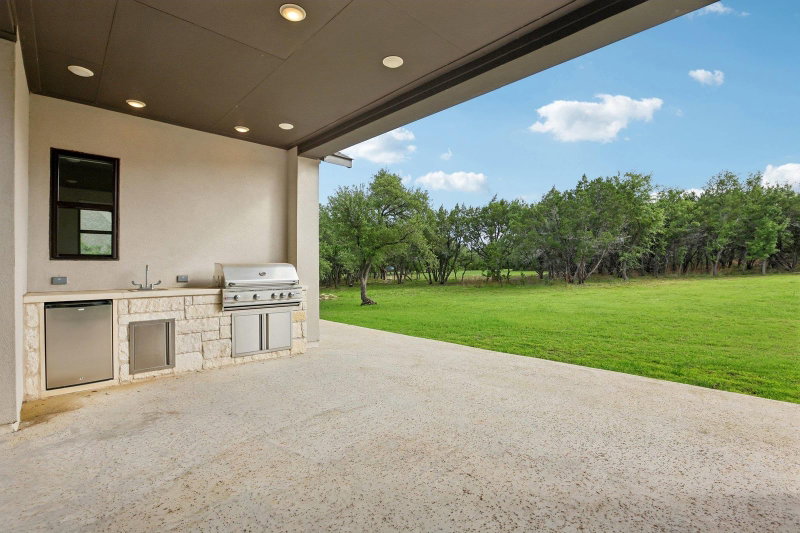 Property photo 31