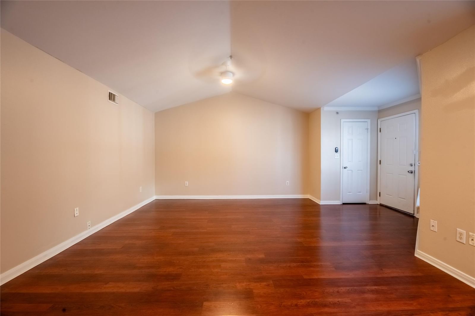 501 26th ST #323 - Photo 1