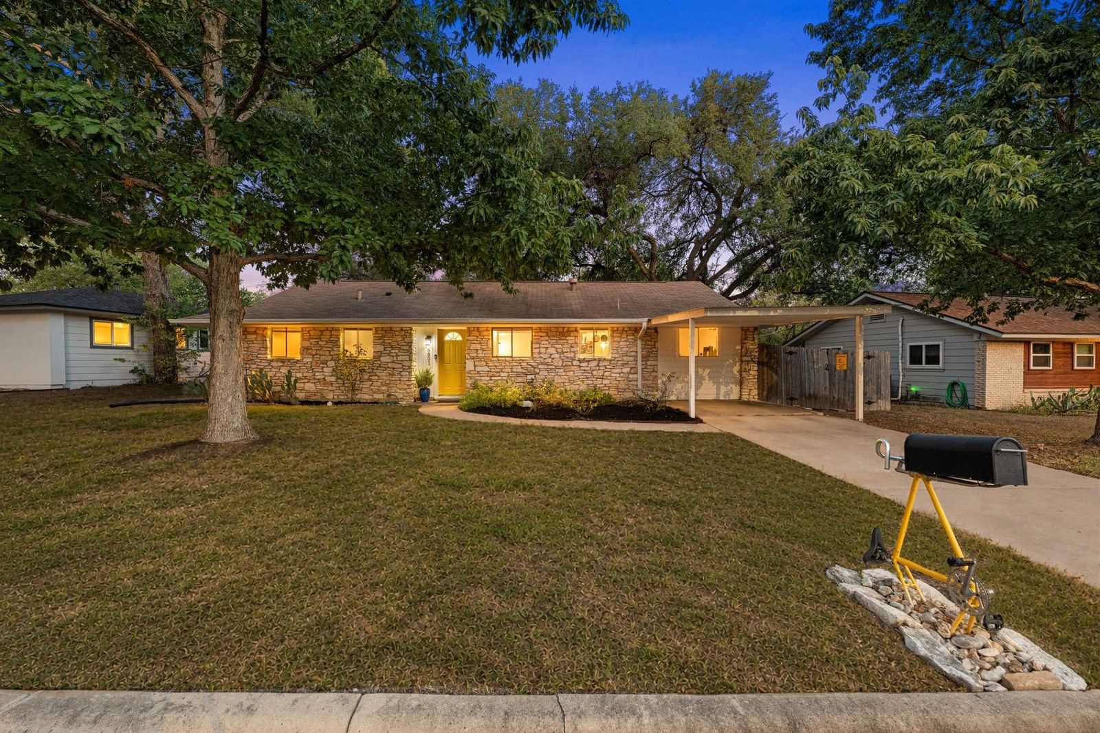 6801 Bryn Mawr DR - Photo 1