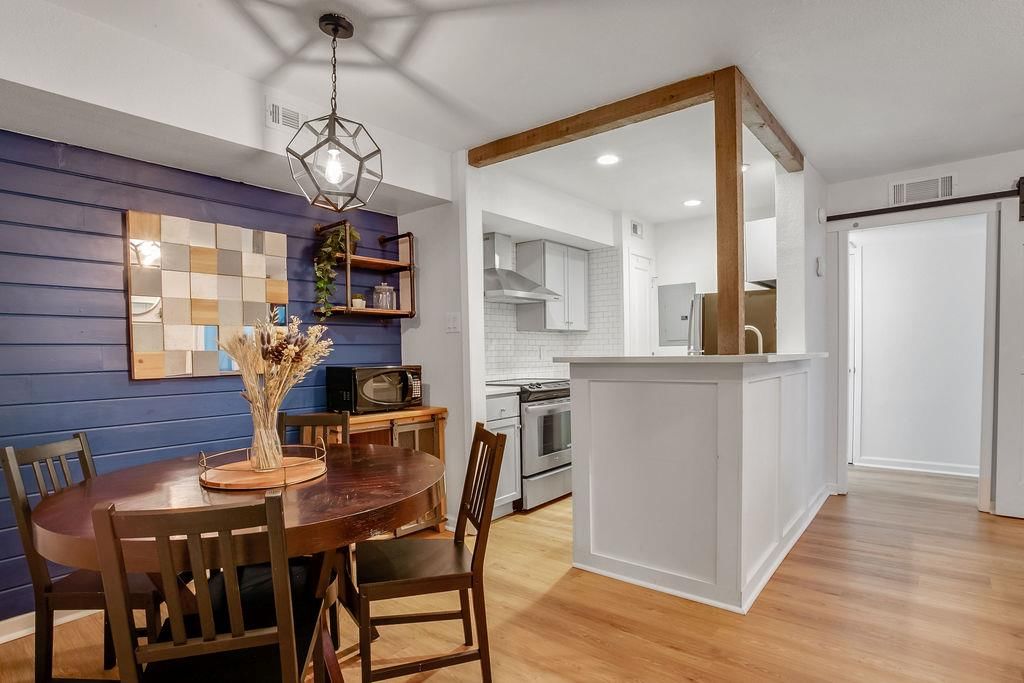 3204 Menchaca RD #103 - Photo 1