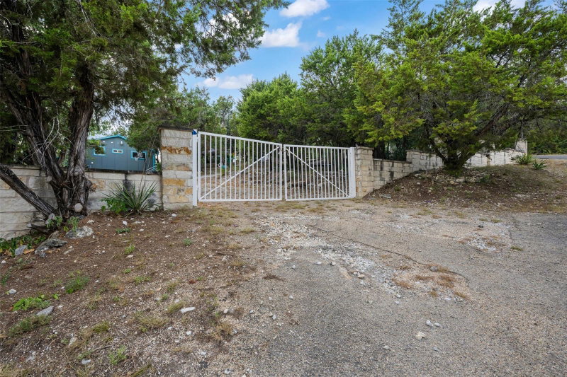 Property photo 33