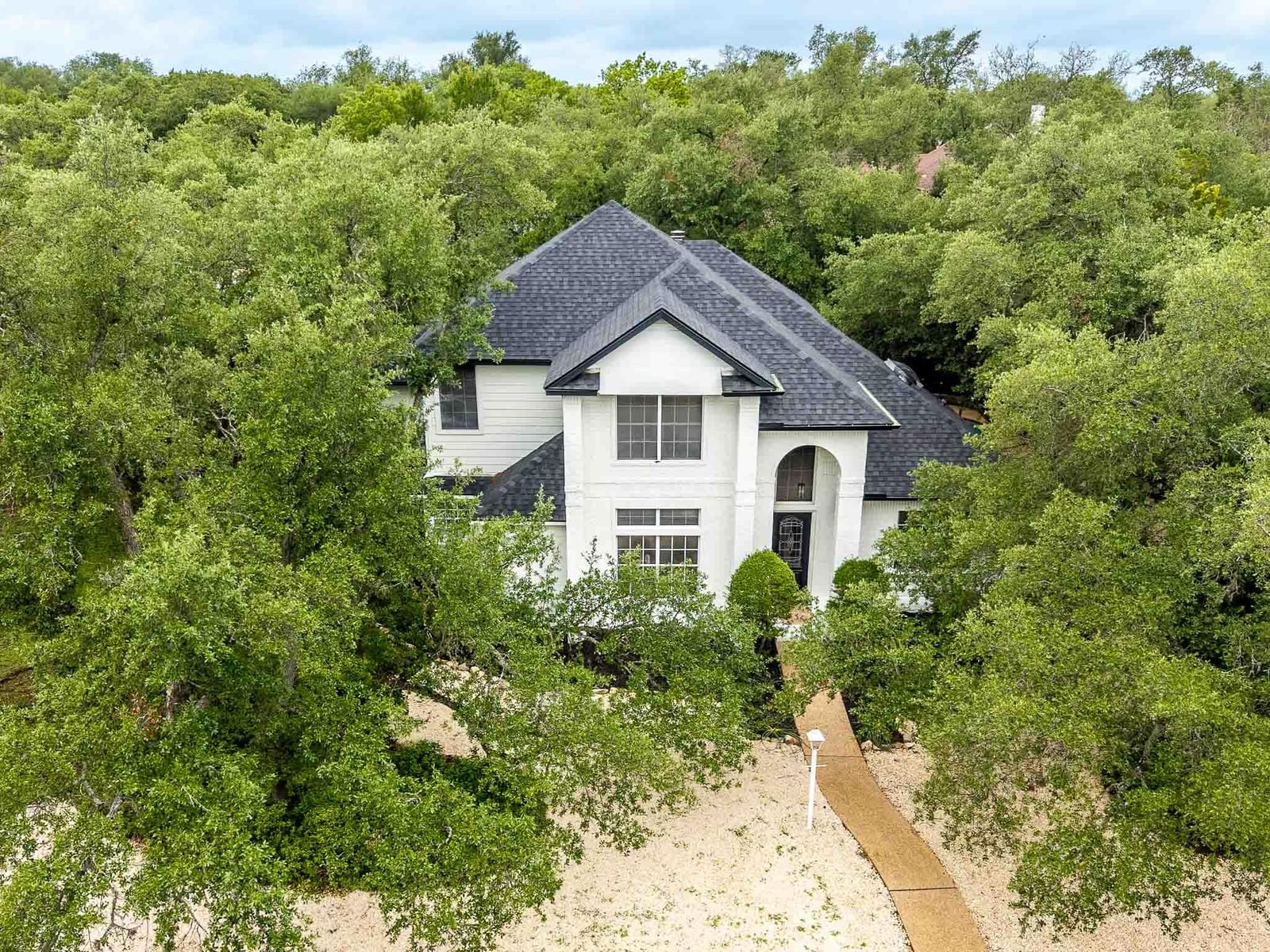 201 Timpanagos DR - Photo 1