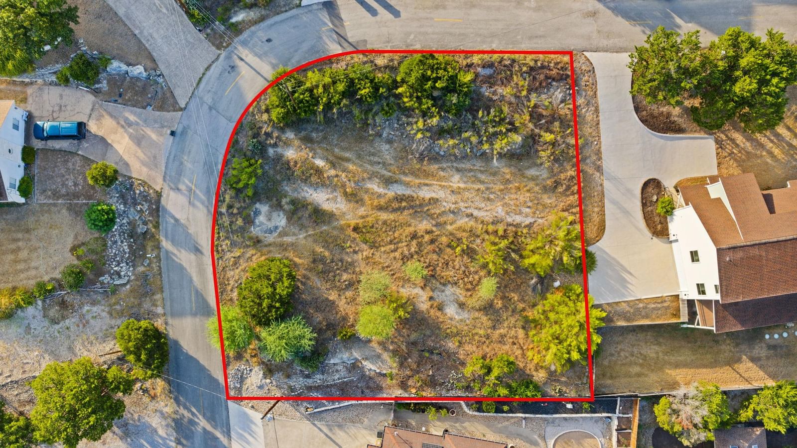 408 Rogart DR - Photo 1