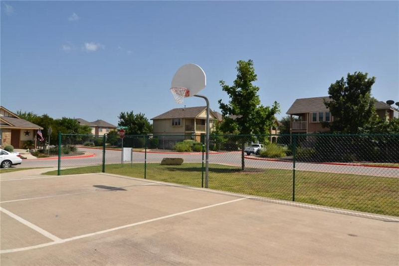 Property photo 33