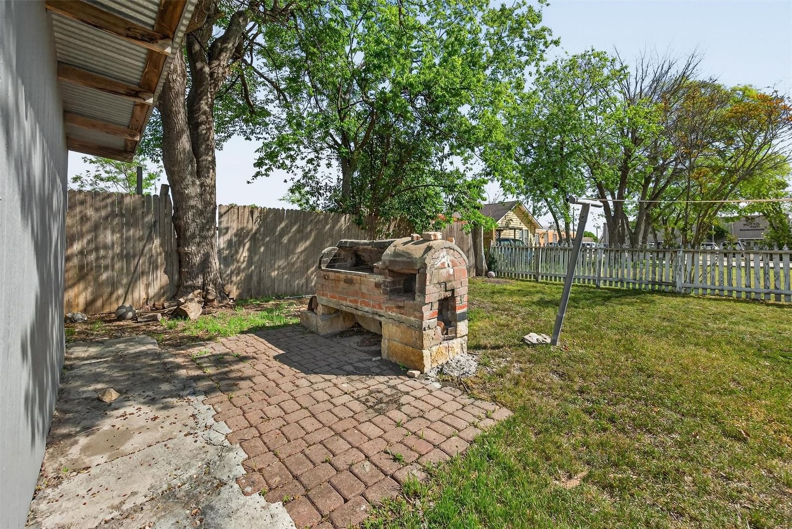 Photo 25